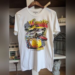 NWT Chemistry Corvette Retro Racing Graphic T-shirt White Size Medium